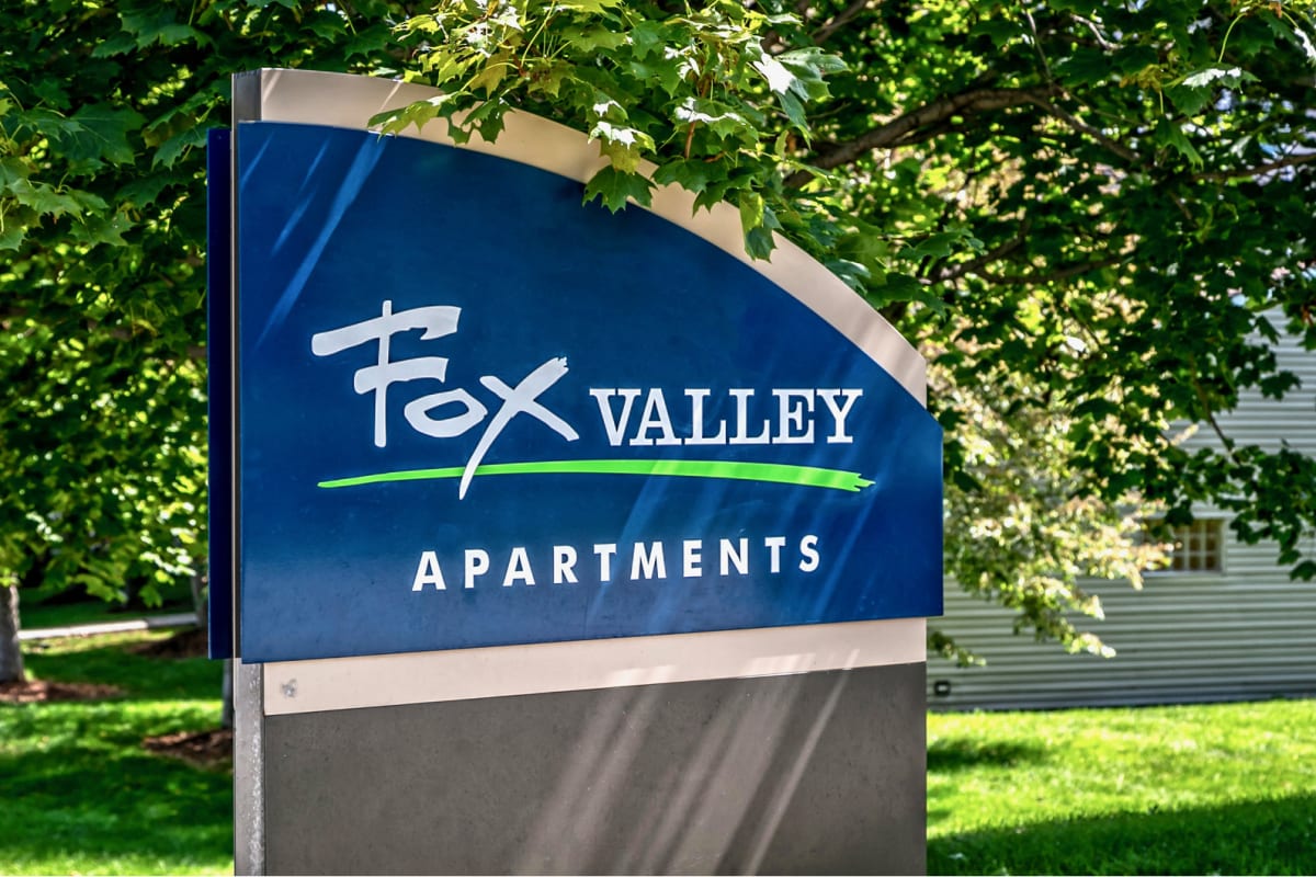 Photos and Video of Fox Valley Apartments in Omaha, NE